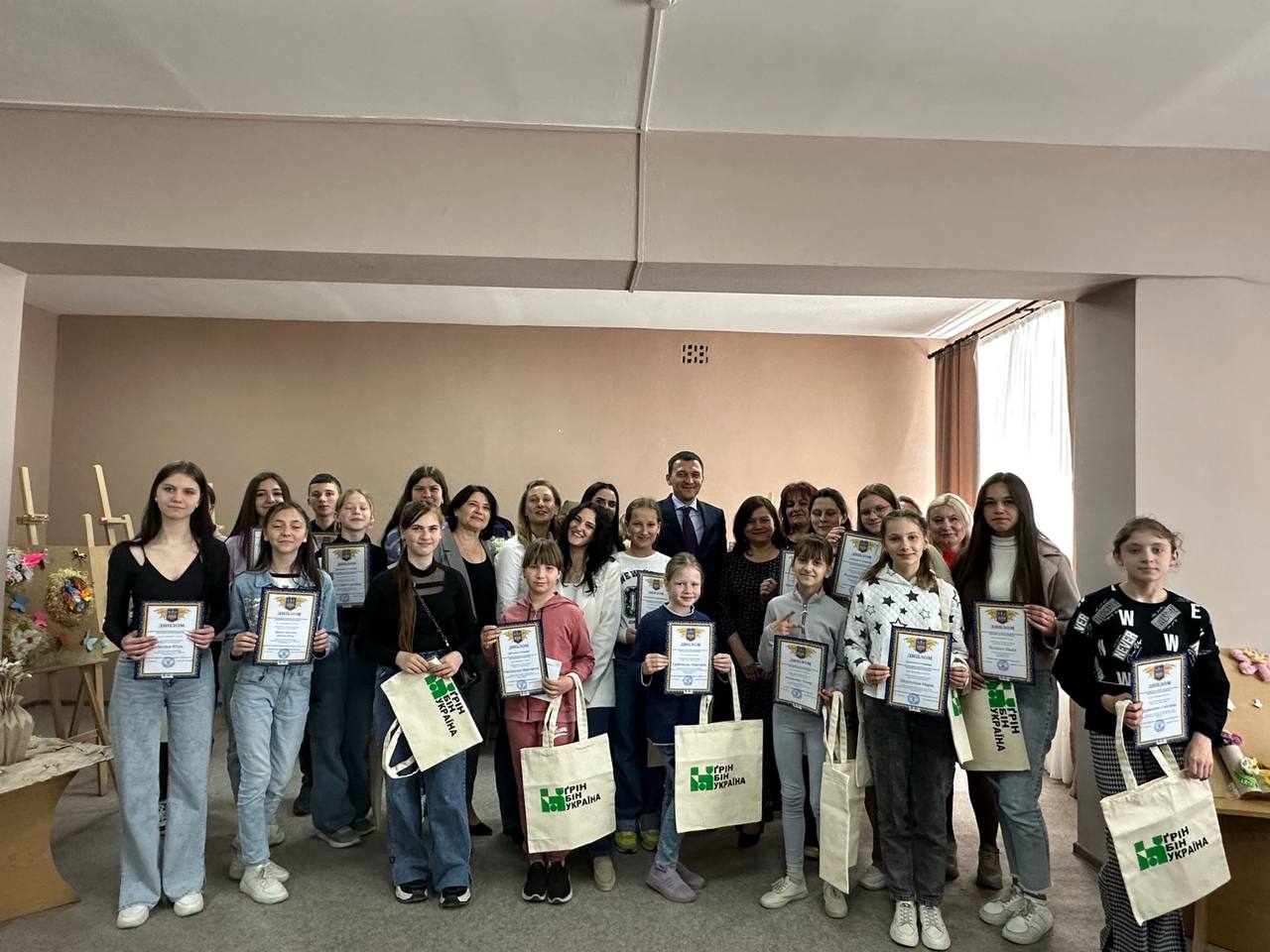 Маленькі екопрофесіонали: Діти відкривають таємниці вторинного життя речей